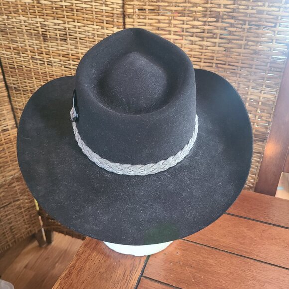 Akubra Black Snowy River Fur Felt Australian Hat 56 Never Worn Grey Hatband - Picture 9 of 13